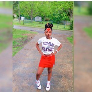 Meet your Posher, Tanajia